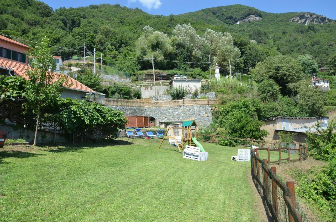 B&B Le Tre Fate Varraze Exterior foto