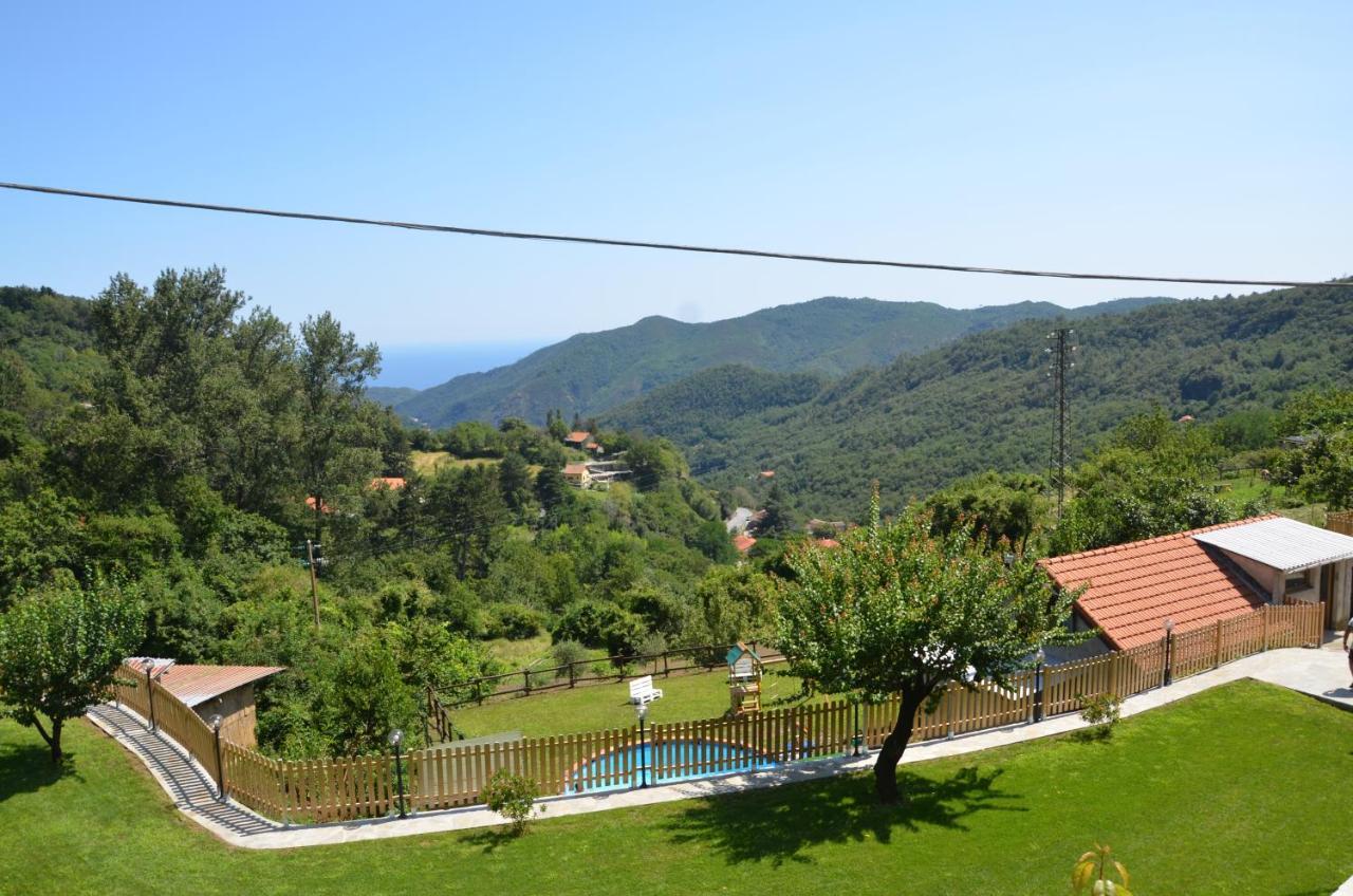 B&B Le Tre Fate Varraze Exterior foto