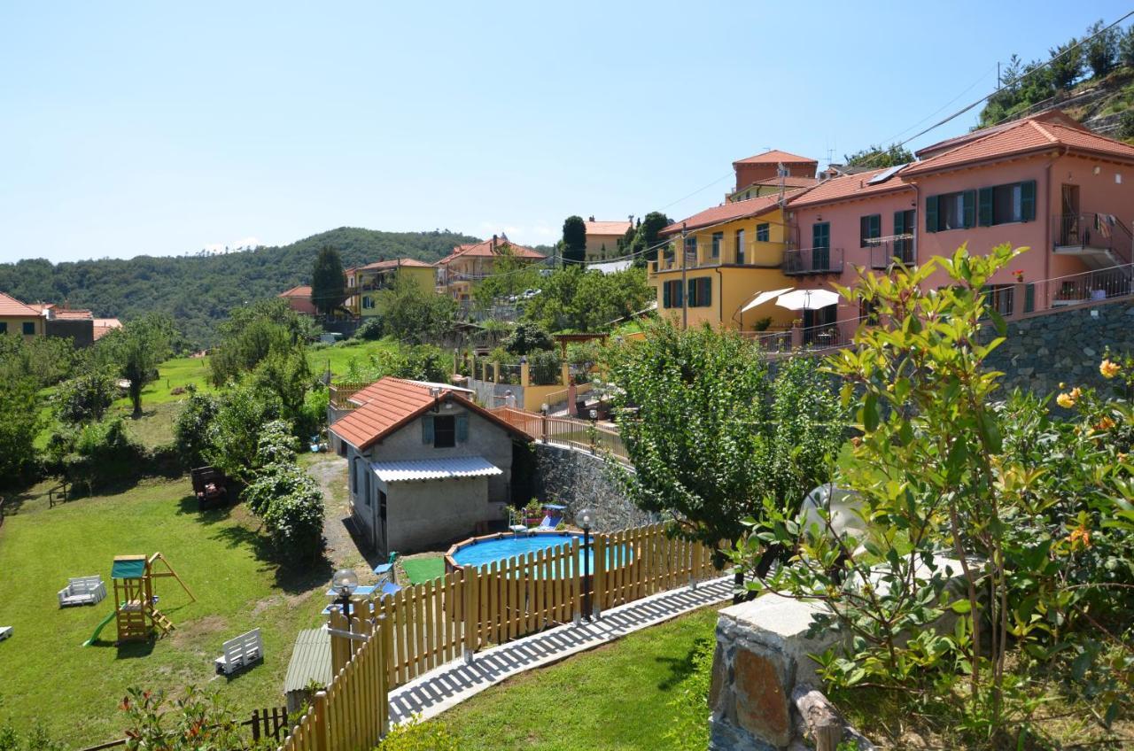 B&B Le Tre Fate Varraze Exterior foto